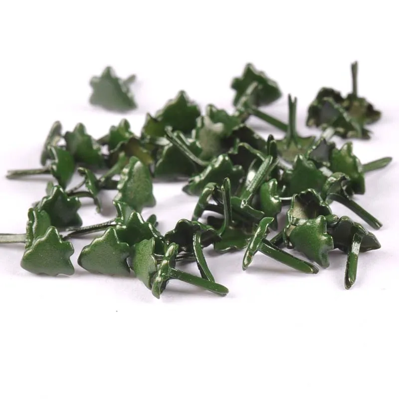 50szt Mini Choinka Szpilki Scrapbooking Embellishment Fastener Brads Metal Crafts For Paper Decoration 7x8mm CP2165