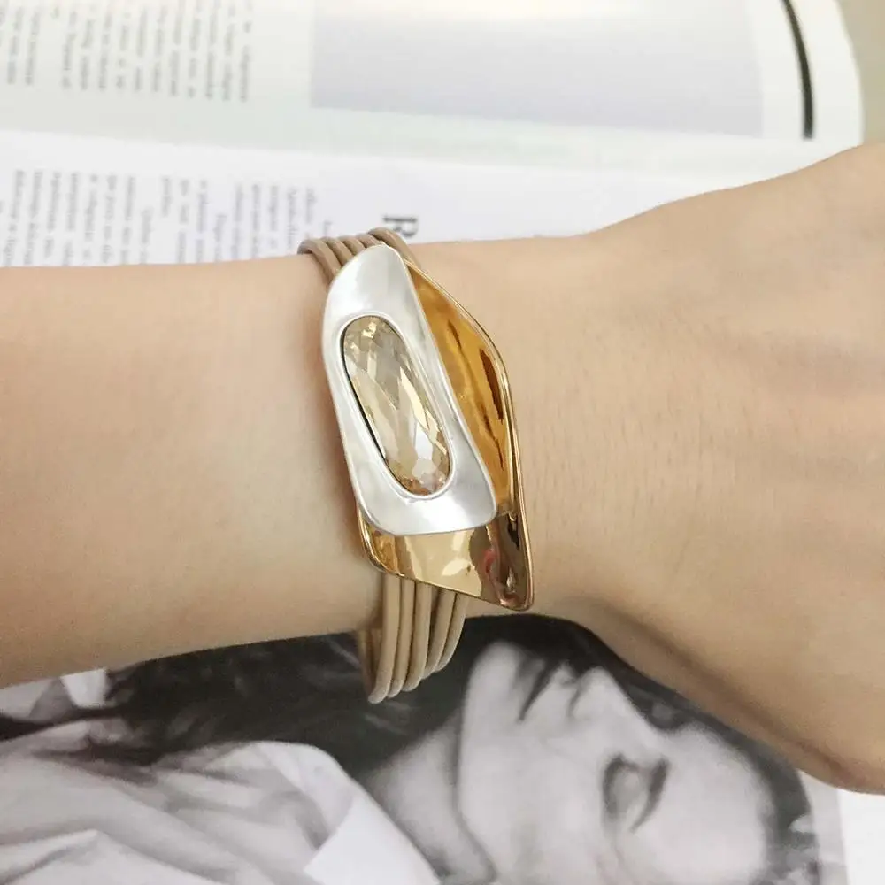 Bohemian Unique Design Crystal Bracelets & Bangles For Women Fashion Alloy Magnetic Tube Bar Clasp bracelet 3 Colors