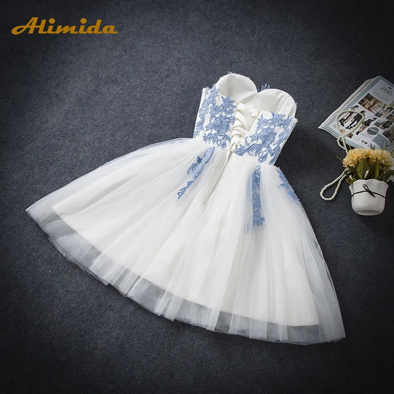 2023 new Short Bridesmaid Dress Strapless Sweetheart Lace Up Appliques Flower Prom Formal Dress Robe De Soiree vestido de festa