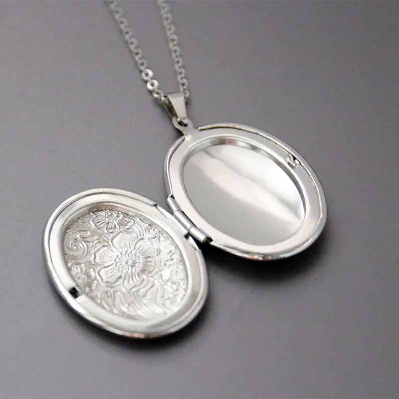 1pc Oval Lotus Photo Frame Stainless Steel Pendant Necklace Engraved Flower Charms Locket Necklaces Women Men Memorial Jewelry