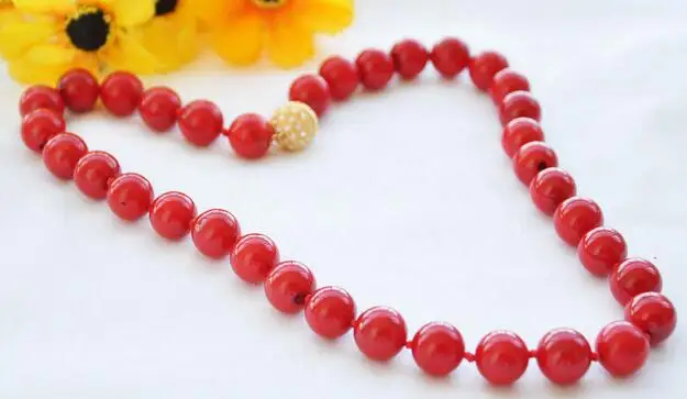 

3501 red round coral bead NECKLACE