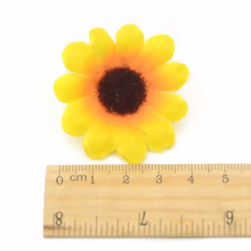 30pcs 4cm Mini Silk Sunflower Artificial Flower Head For Wedding Box Decoration Headmade Scrapbooking Accessories Fake flowers