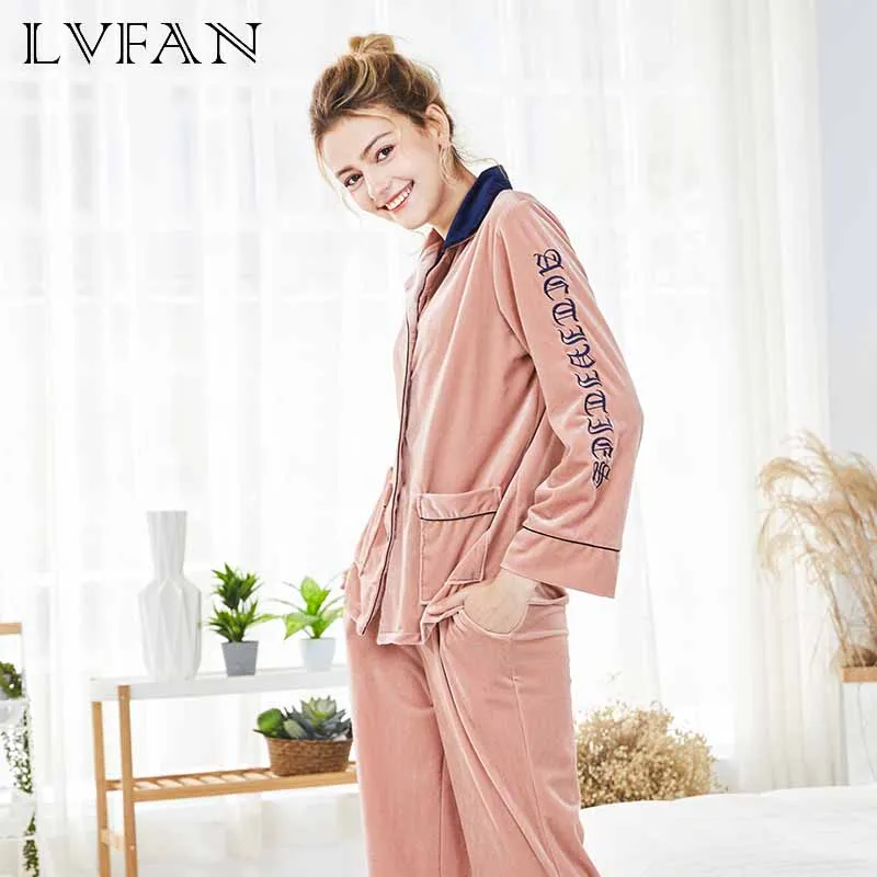 Women Pajamas Lingerie Home Sleep Wear Autumn and Winter Ladies Long Sleeves Two Suits Home Furnishing SR969