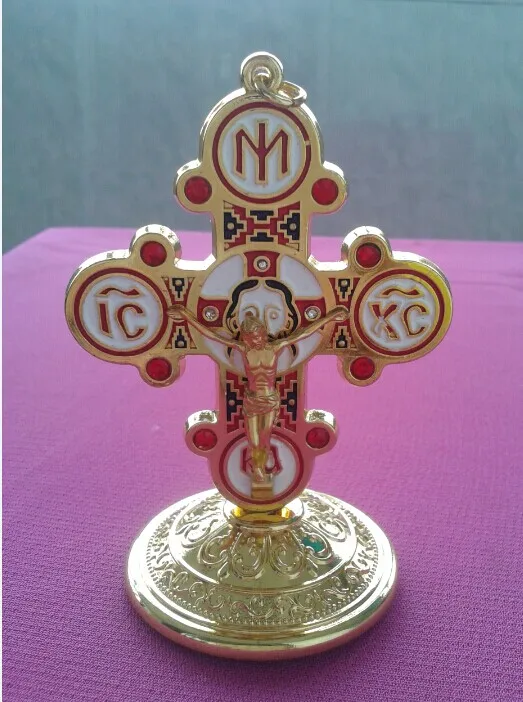 Fine gold-plating Set with diamonds European classical Jesus cross icon car travel ornament crucifix craft jesu rood lamb of god