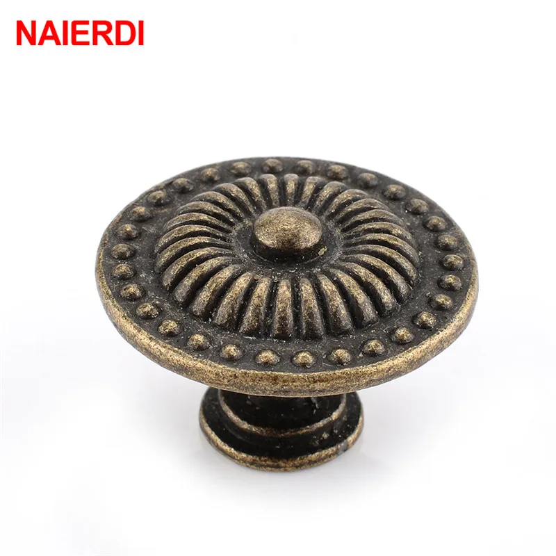 

NAIERDI Retro Bronze Kitchen Cabinet Knobs Cupboard Door Zinc Alloy Handles Vintage Wardrobe Furniture Handle Drawer Pulls