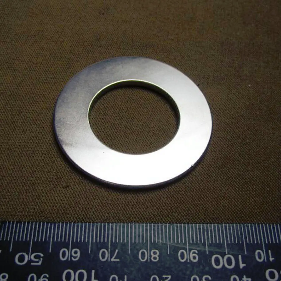 48 x 3 mm Hole: 30mm super Strong Round Neodymium Countersunk Ring Magnets Rare Earth N50 48*3mm hole 30mm