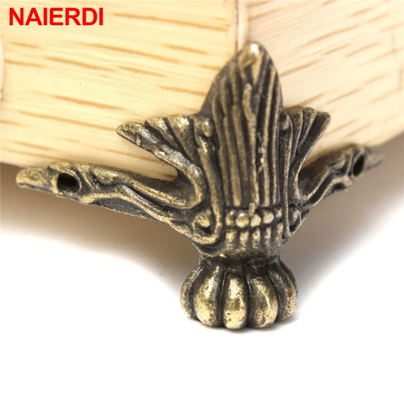 2PCS NAIERDI 40x30mm Antique Wood Box Feet Leg Corner Protector Triangle Rattan Carved Decorative Bracket For Furniture Hardware