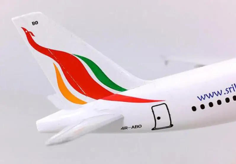 20cm Aircraft Airbus Sri Lanka A320 SriLankan Airlines Alloy Plane with Wheel Model Toys Children Kids Gift for Collection