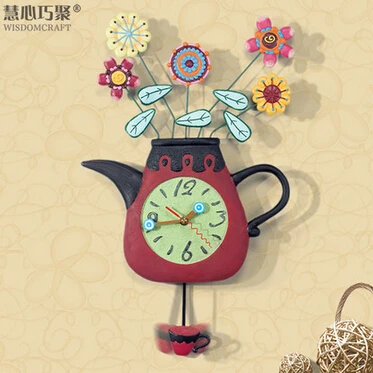 Classic creative living room wall clock mute Korean art wall clock swing resin decorative vase