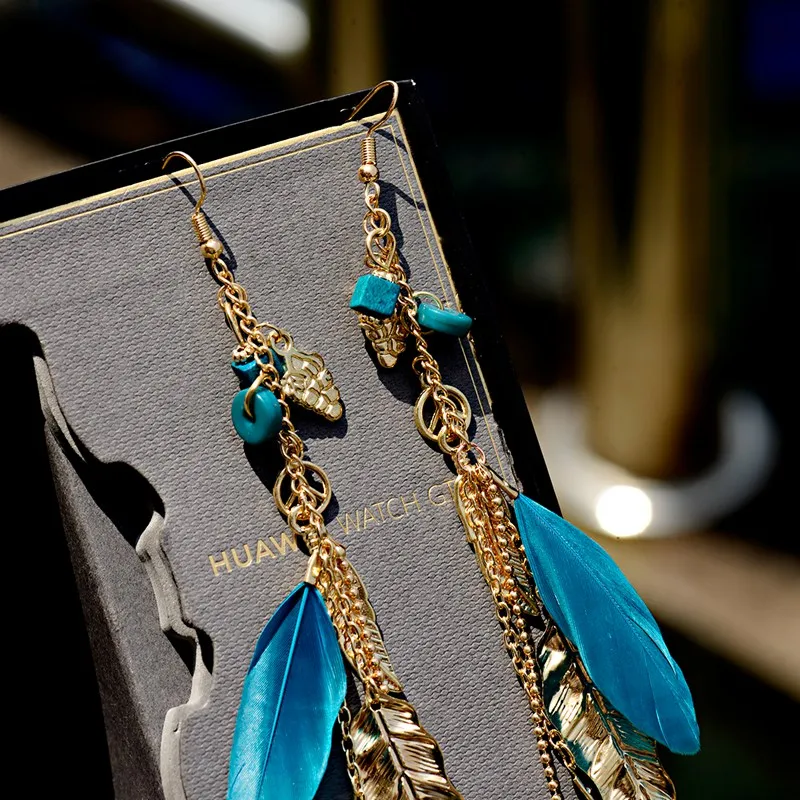 Bohemian Gold Color Long Alloy Tassel Earrings Women Kolczyki Vintage Wood Beads Feather Statement Earrings Fashion Jewelry 2019