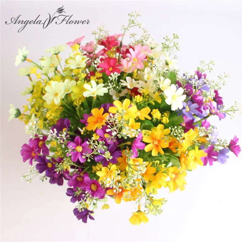 Un ramo de 7 ramas y 28 cabezas de margaritas de seda, flor decorativa Artificial, arreglo Floral de boda DIY, decoración de mesa de habitación del hogar