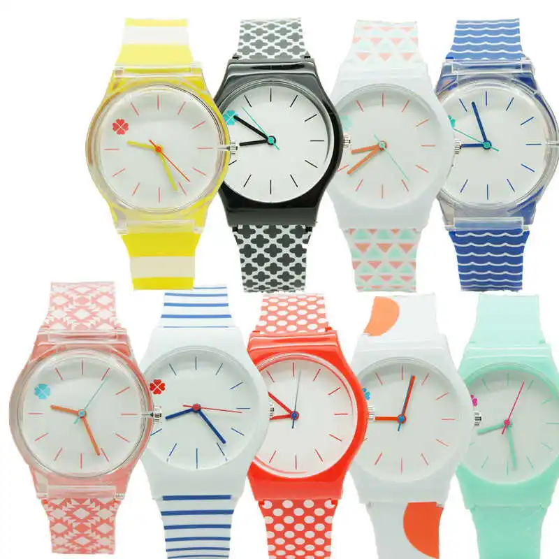 Casual Fashion Silicone strap High Quality Classic Crystal Watch Cartoon Novelty Student/women Watch