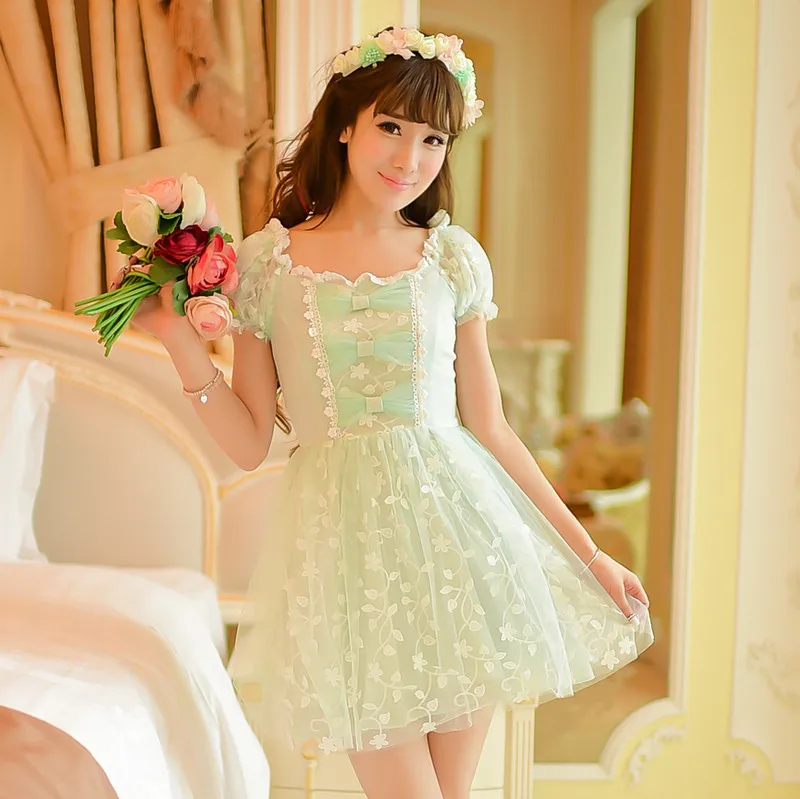 

Princess sweet lolita dress Candy rain new summer Japanese style Sweet princess Pure and fresh floral lace dress C15AB5703