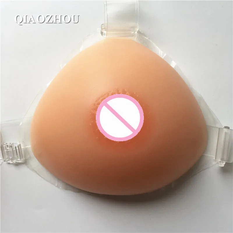 

Силиконовая грудь треугольной формы с ремешками, 4100 г