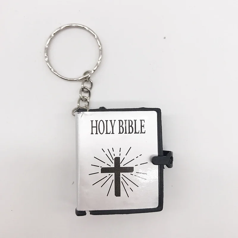 Small Bibles Key Chains for Keepsakes  Black Cover Plastic  Mini Key Chain Spanish Holy Bible Christening Baptism Party favor