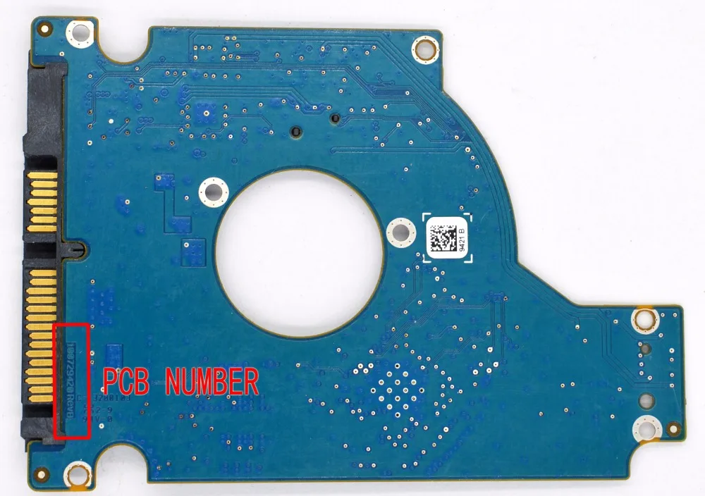 Seagate Notebook Hard Drive Circuit Board Number: 100729420 RevB , 9421 , 2943 , 100701274