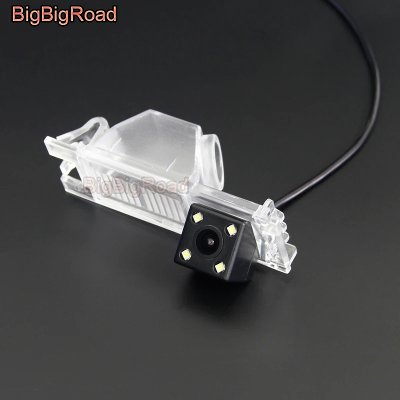 

BigBigRoad Car Rear View CCD Parking Camera For Hyundai New Tucson IX35 2005 2006 2007 2008 2009 2010 2011 2012 2013 2014