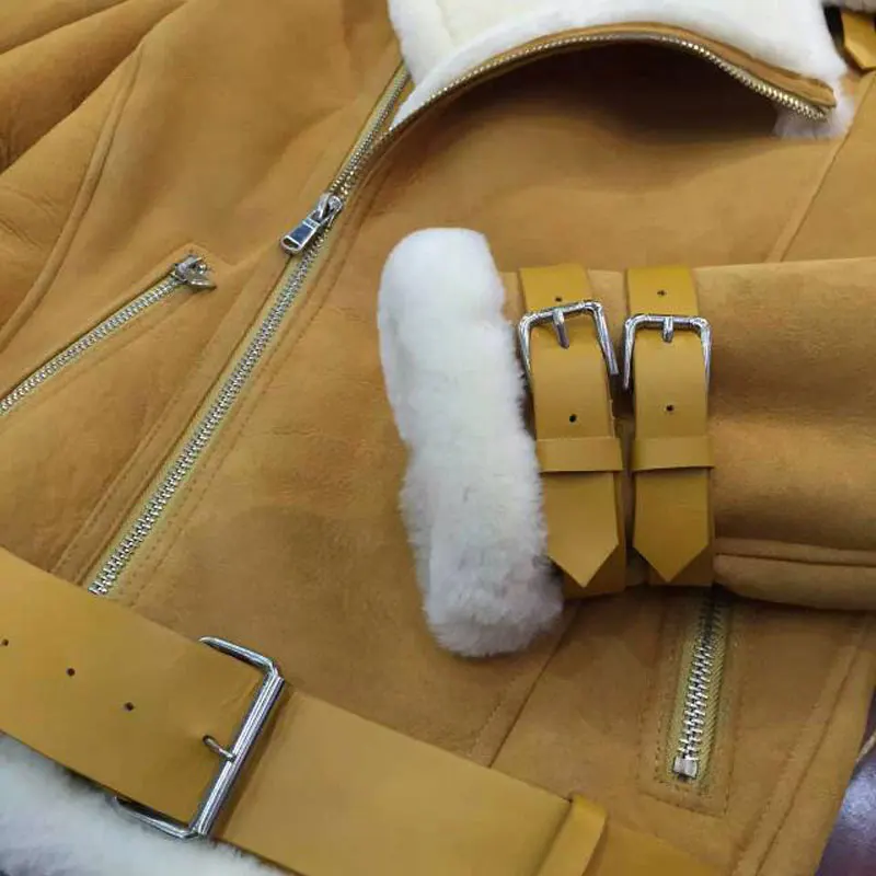 100% Lamb Fur ภายในแบบสั้นแจ็คเก็ต,หนัง Parka แฟชั่นฤดูหนาว Sashes หนาขนสัตว์สำหรับขายส่ง