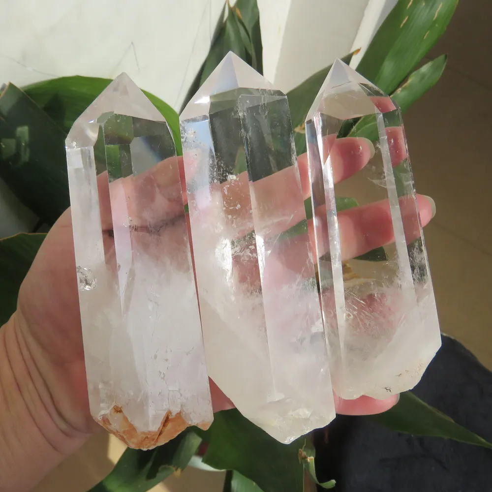 

Wholesale 675g Transparent Natural Clear Quartz Crystal Single Terminated Points Handmade Polished Reiki Healing (Sold by 3 pcs)