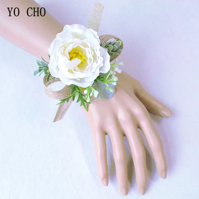 YO CHO สีขาวสีชมพูงานแต่งงานสายรัดข้อมือดอกไม้งานแต่งงาน Decor Silk Rose เจ้าบ่าวดอกไม้ Boutonnieres แต่งงานพรหม Pins เข็มกลัด