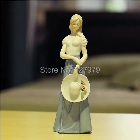 

on sale!! The Beautiful Girl, ceramic crafts,Home Furnishing furnishings, procelain home decor, ceramic gifts, Ceramic statues~