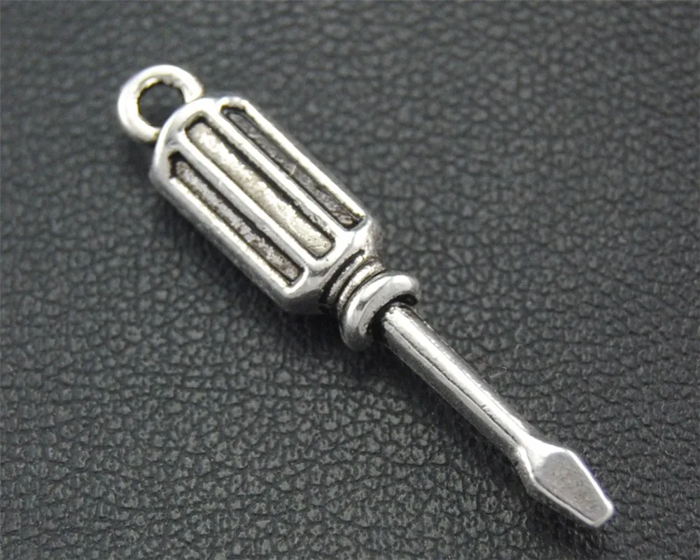 25pcs  Silver Color Screwdriver Tool Charm Pendant DIY Necklace Bracelet Bangle Findings 4X29mm A1716