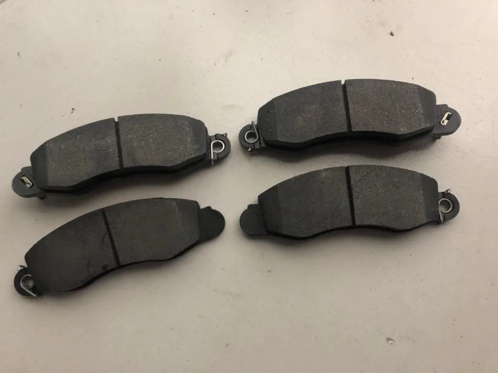 (4pcs/set) Front / Rear Brake pads set KIT-FR RR DISC BRAKE for Chinese CHANGAN CX70 Auto car motor part R103035-0104