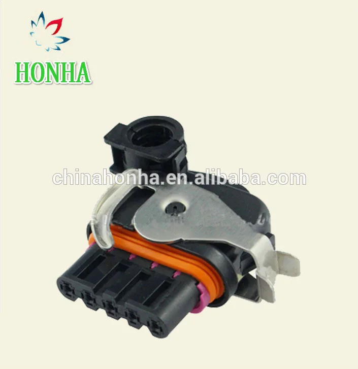 FREE shipping Auto Female Parts Connector Wiper Motor For The Great Wall Geely 5 Pin 18242000000 Lear Waterproof Connector