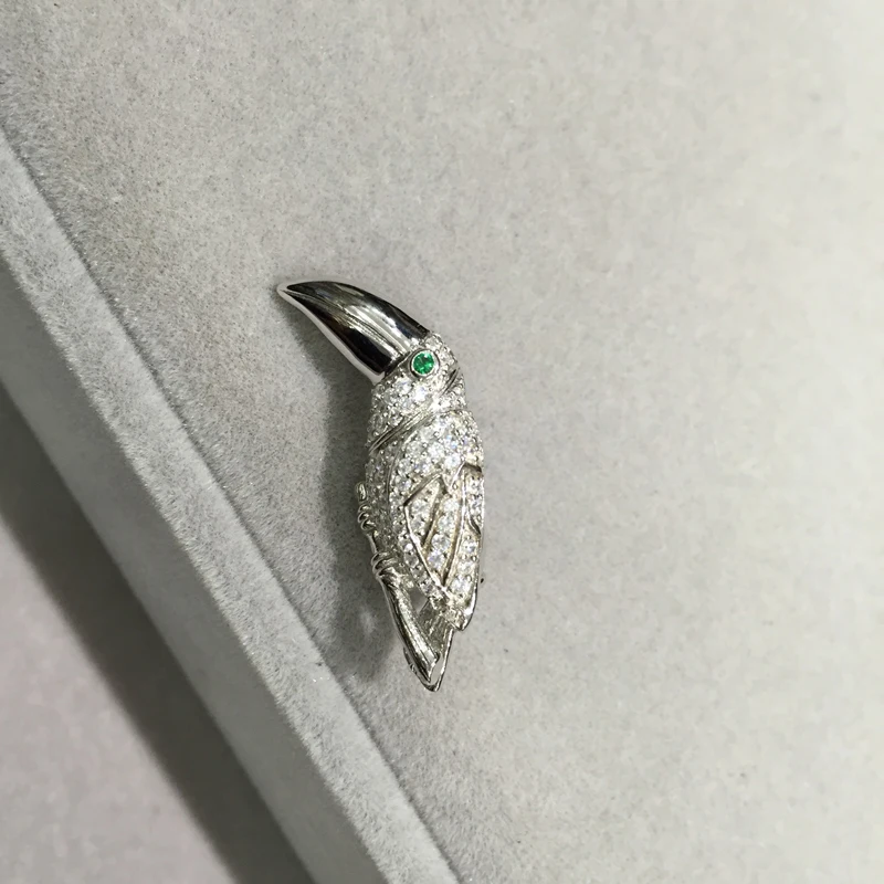 925 sterling silver clip lock woodpecker  it's used for fixing long necklace  and decortaion women