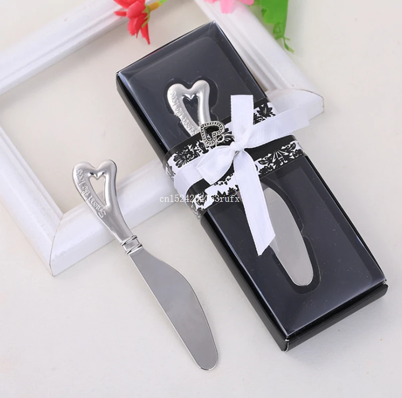 

100pcs Heart Shaped Butter Knife Party Giveaways "Spread the Love" Stainless Steel Butter Knife Wedding Favors and Gift