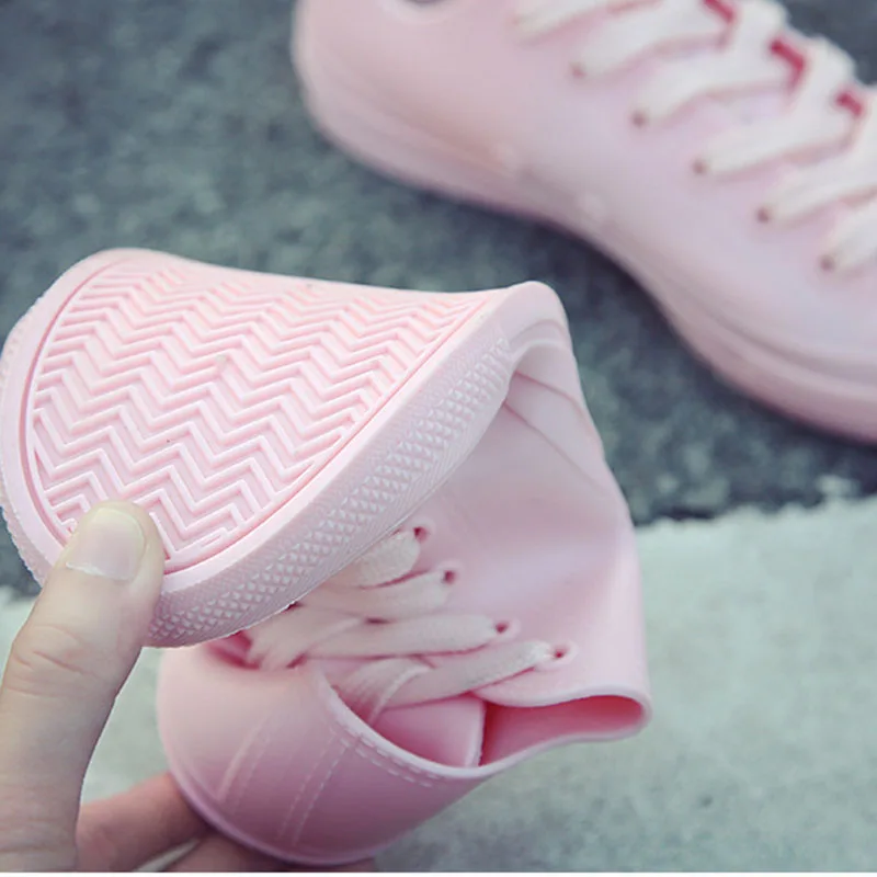Bottes de pluie imperméables en caoutchouc pour femmes, baskets blanches, chaussures décontractées pour femmes, printemps, été, taille 40, 2019