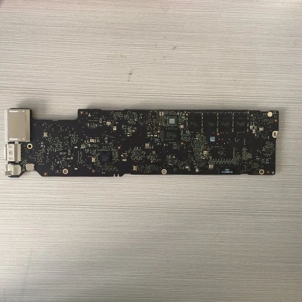 

Laptop Motherboard A1466 Logic board For MacBook Air 1.4 GHZ 820-3437-B EMC2632 I5-5650U 8G 2014