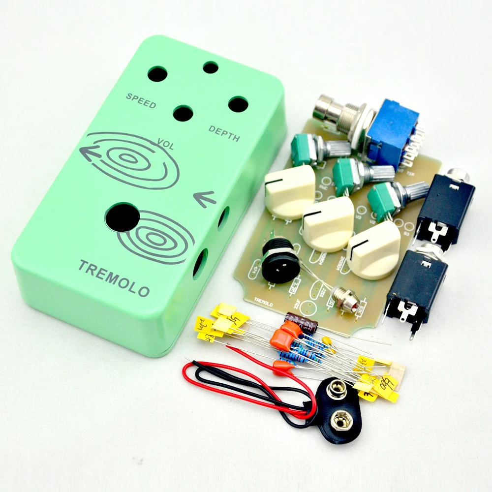 DIY Tremolo Effect Pedal kits With 1590B  Pre-drilled And 9 PIN 3PDT Foot Switch True Bypass