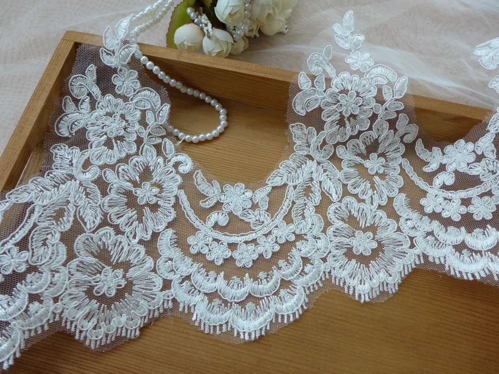 6 Yards Retro Style Scallop White/Ivory Eyelash Alencon Lace Trim Mesh Lace Wedding Veil 2 Colors