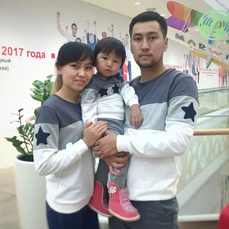 Family Look Mommy and Me Clothes Fashion Mother Father Baby Cotton Family Clothing Embroidery Star Family Matching Outfits