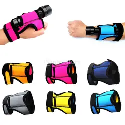 Durable 3mm Neoprene Hand Free Light Holder Glove Underwater Scuba Diving Outdoor Torch Flashlight Holster Hand Arm Mount Strap