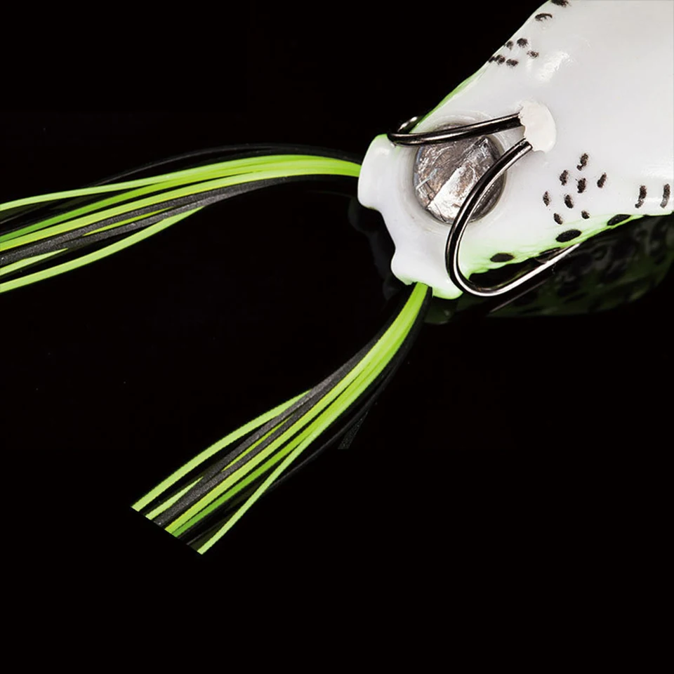 1PC 5cm 10g Frog Lure Fishing Lures Treble Hooks Top water Ray Frog Artificial Minnow Crank Strong Artificial Soft Bait