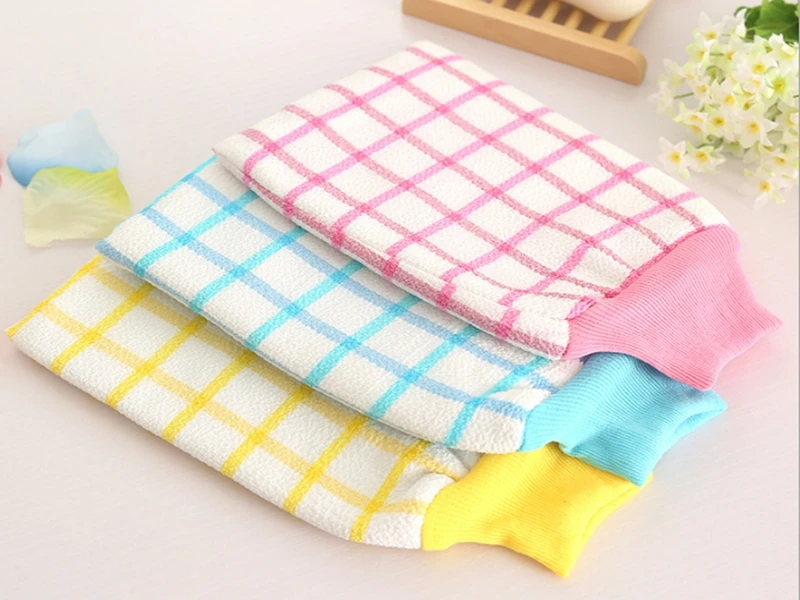 

100pcs/lot 25*15cm Lattice Bath towel gloves thick gloves rubbing mud bath towel random color