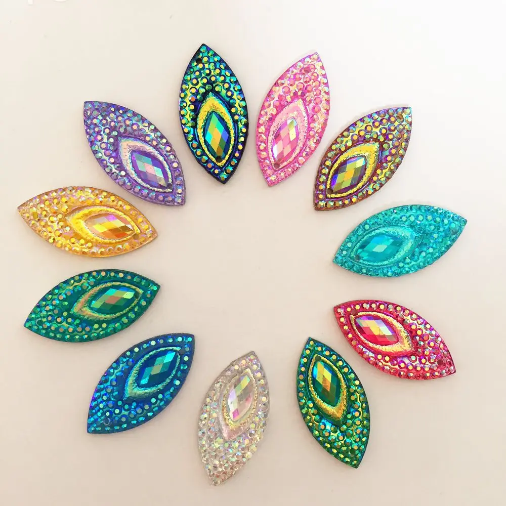 40PCS Random mixed AB Resin Horse eye Flatback Rhinestone Wedding decoration 2 Hole C92A