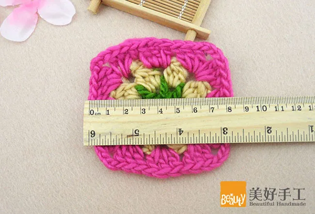 free shipping 8cm square 30 pics/lot cotton crocheted accessory for garment decor cloth patched DIY material colorful mat