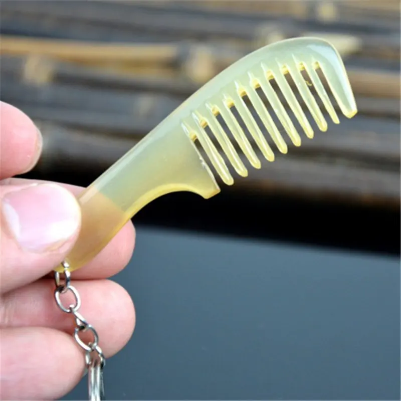 

50PCS Natural Ox Horn Mini Keychain Lovely Portable Pet Comb Promotion Gifts Big Sale L047