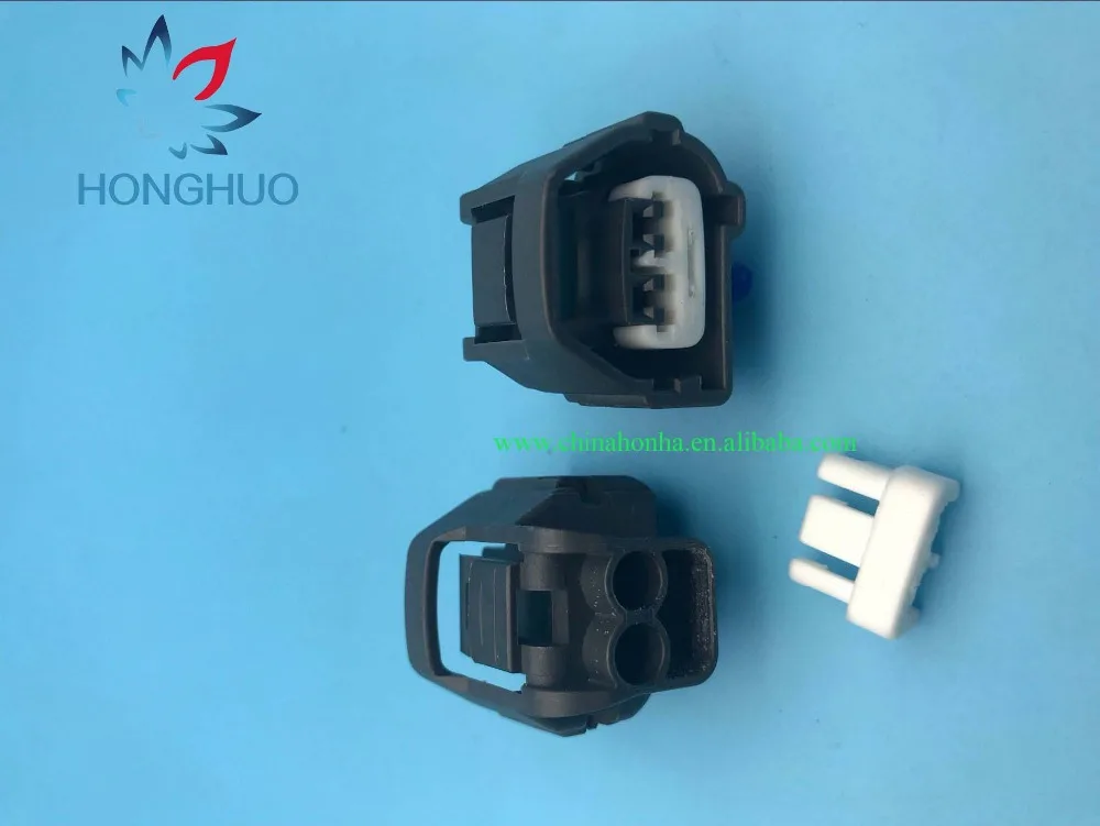 

Free shipping 2 Pin DJ7025E-2.2-21 Auto Fog Lamp Plug connector,Car waterproof electrical connector for SGMW,Chevrolet,SPARK