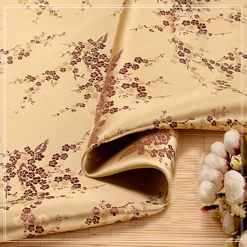 ดอกเหมยสไตล์ผ้าผ้า Jacquard เครื่องแต่งกายเบาะตกแต่งผ้าม่าน DIY เสื้อผ้าวัสดุโดยเมตร