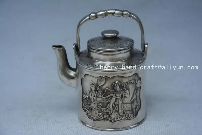 

Very rare Qing Dynasty (QianLong1711-1799)silver beauty teapot,Decoration