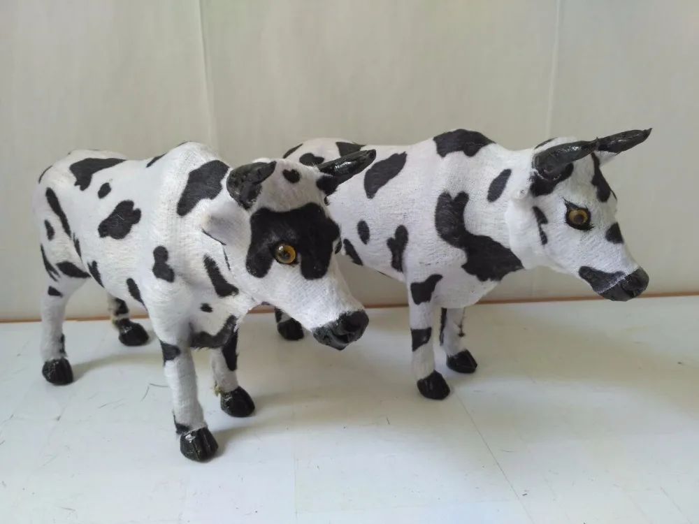 

Моделирование коровы, одна партия/2 шт., пластик и мех, молочная корова, 22x6x14 см, модель ремесла, реквизит, украшение для дома, подарок d2518