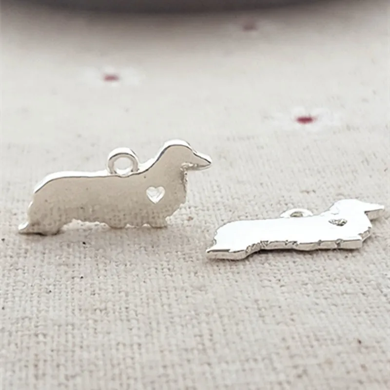 High Quality 20 Pieces/Lot 9*20MM Gold and Silver Color Cocker Spaniel dog Charms Animal charms For Jewelry Making