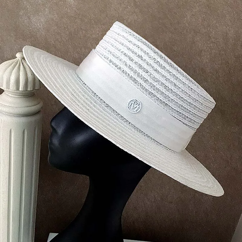 Classic Unisex Straw Fedora Derby Hat Wide Brim Beach Hat Summer Cap Sun Hat for women Men Flat Top Church Derby Cap Couple Tee