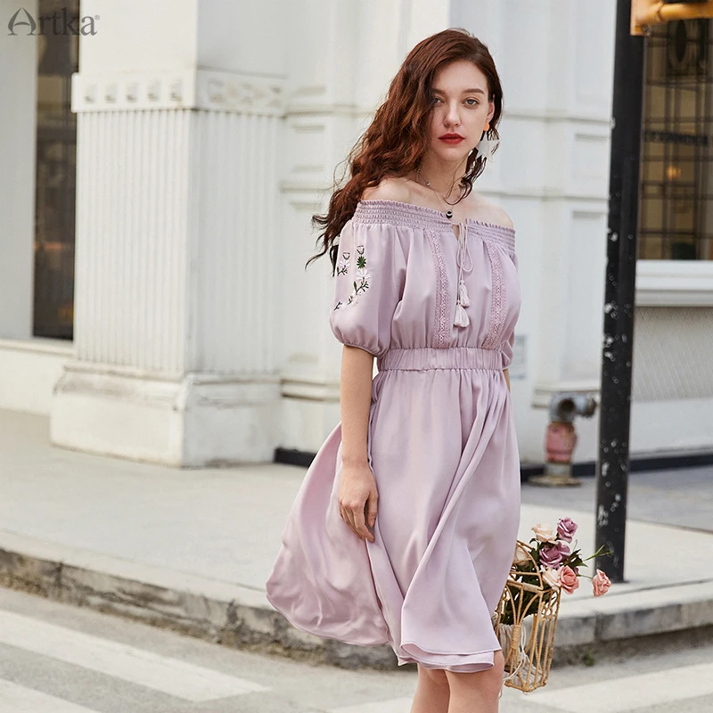 ARTKA 2019 Summer New Women Dress Vintage Embroidered Puff Sleeve Dress Elegant Slash Neck Dresses Elastic Waist Dress LA15993X