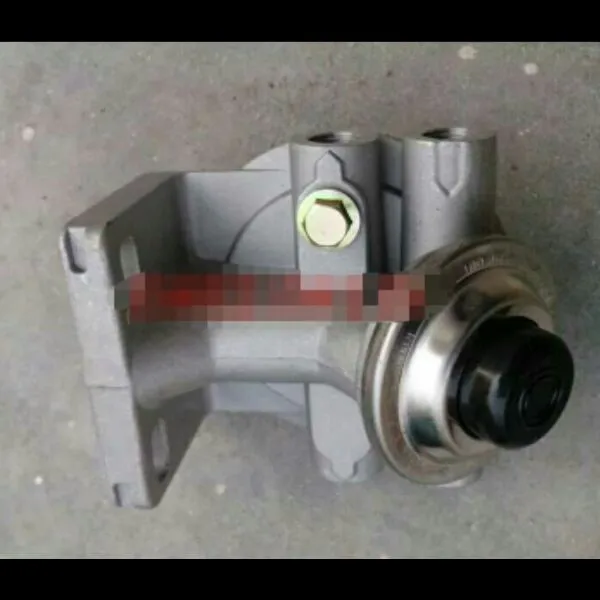 Xugong crane oil water separator base oil water separator seat original fittings