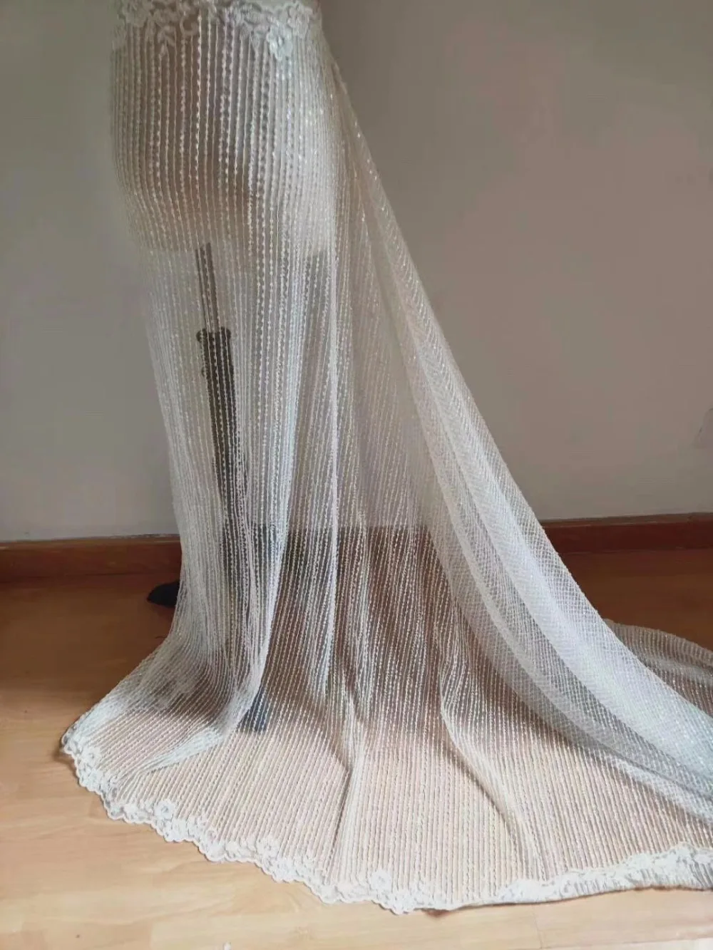 Luxury Heavy Beading Lace Fabric Ivory Wedding Dress Lace Embroidery Tulle Mesh Lace Bridal Gowns Lace Continuous GOOD Quality